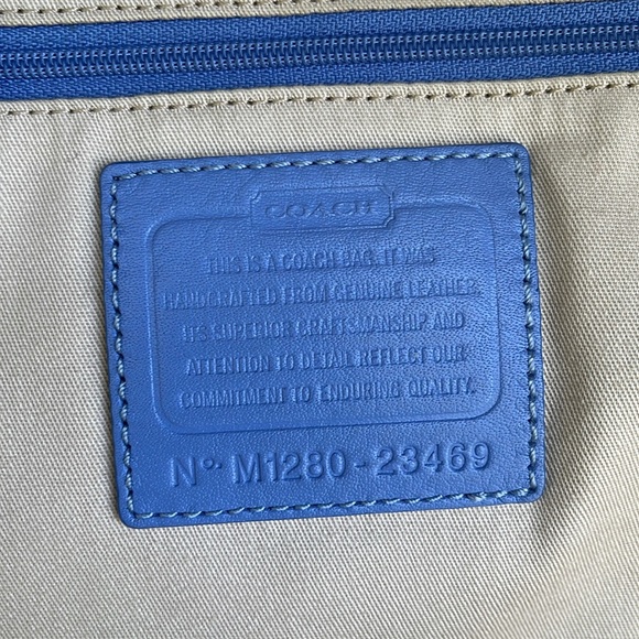 Vintage Leather COACH Shoulder Bag - Picture 11 of 13